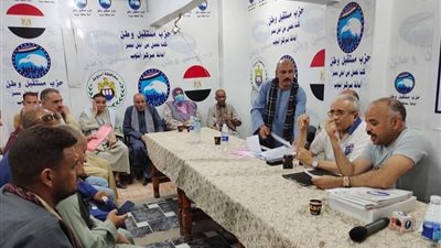 أمين مستقبل وطن أسيوط يلتقى أهالى دائرته ويستمع لمطالبهم فى لقاء جماهيرى 