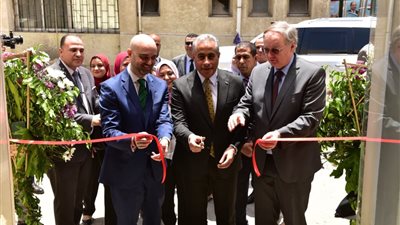 وزارة العمل والمنظمة الدولية للهجرة والاتحاد الأوروبي يفتتحون وحدة التوجيه