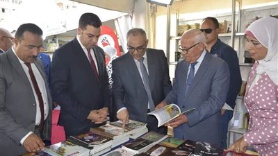 محافظ بورسعيد يفتتح معرض الكتاب السادس بالمدينة الباسلة