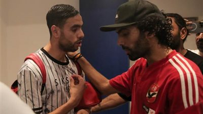 عقوبة جديدة في انتظار لاعب الأهلي حسين الشحات بسبب محمد الشيبي