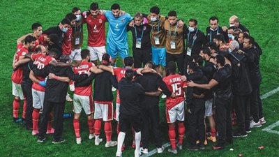 مدافع الأهلي على ردار الأندية المصرية بعد فسخ تعاقده