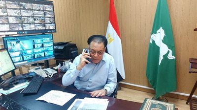 تليفونياً.. محافظ الشرقية يُهنئ أوائل شهادة الثانوية العامة على مستوى الجمهورية