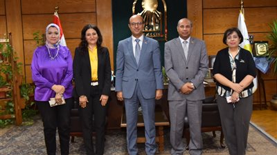 المنشاوي يلتقي مندوب الجامعة الكاثوليكية الإيطالية