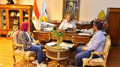 سعد يتابع تنفيذ المشروعات بقرى ومراكز أسيوط 
