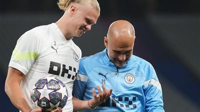 جوارديولا يُعلن تشكيل مانشستر سيتي لمواجهة آرسنال في نهائى الكأس 