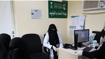 مركز الملك سلمان للإغاثة يقدم خدمات طبية ويدعم مركز للأطراف الصناعية باليمن