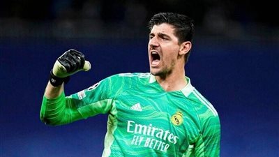 ريال مدريد يُعلن إصابة حارسه كورتوا بالرباط الصليبي