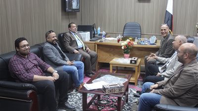 رئيس جامعة جنوب الوادي يتفقد المستشفيات الجامعية