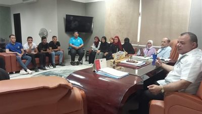 وكيل رياضة أسيوط يلتقى أعضاء ركز شباب الغنايم