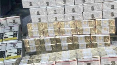 بلغت 180 ألف عبوة.. ضبط شخص لتخزينه كميات من السجائر المهربة بالوايلي
