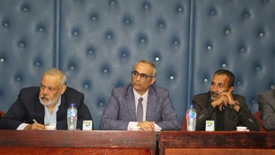 رئيس هيئة قصور الثقافة يشهد اجتماع الأمانة العامة لمؤتمر أدباء مصر 