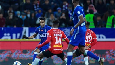 الهلال يفوز على الاتفاق السعودي ويواصل مطاردة الاتحاد على الصدارة