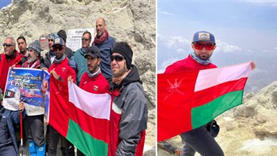 الفريق العسكري العماني يتسلق أعلى قمة لجبل دوماند بإيران