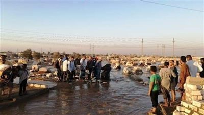 «دمرت المقابر ».. كارثة صحية بمحطة توليد الكهرباء بأسيوط والأهالي يشتكون
