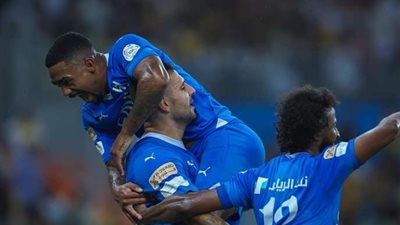 بأربعة أهداف.. الهلال يقلب الطاولة على الاتحاد ويخطف صدارة الدوري السعودي
