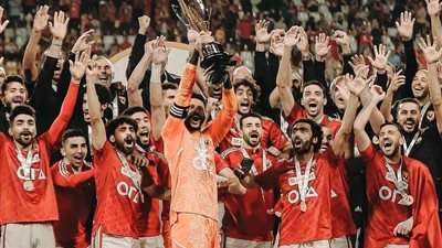 مدافع الأهلي يقترب من الغياب عن نهائي كأس السوبر الأفريقي