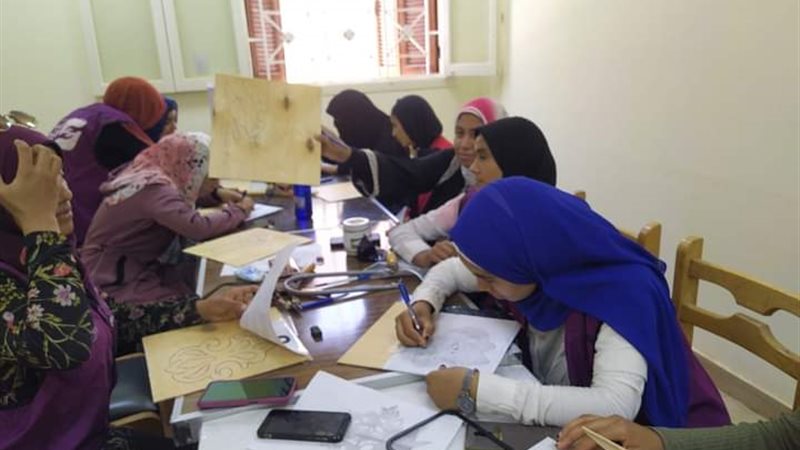 ورشة فنية لتعليم