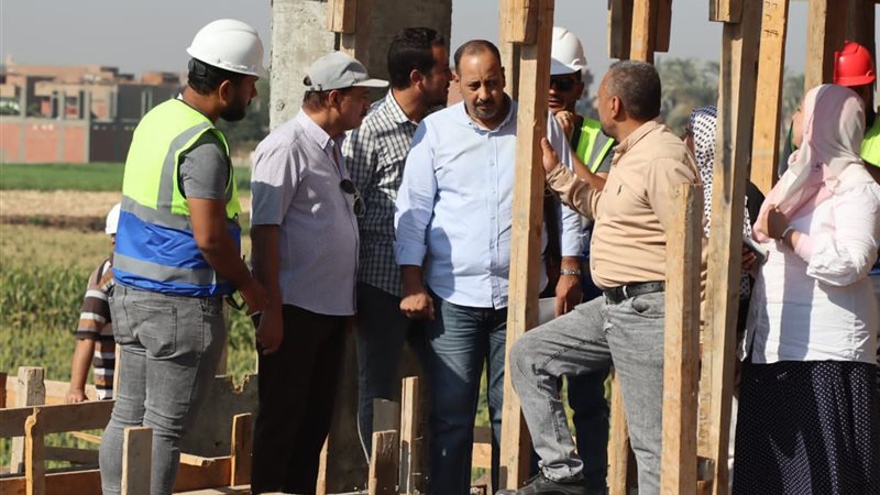 تفقد محطة مياه منفلوط