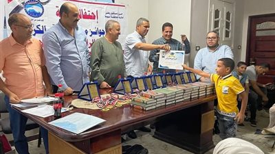 مستقبل وطن أسيوط يكرم الفائزين بمسابقة القرآن الكريم بمركز الغنايم 