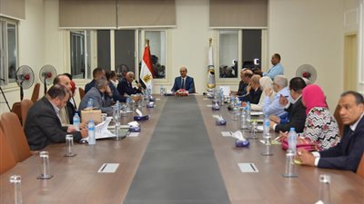المنشاوى يترأس اجتماع لجنة إدارة جامعة أسيوط الأهلية لمناقشة استعدادات الجامعة لاستقبال العام الجامعى الجديد 