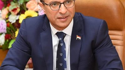المنشاوي يعين قيادات أكاديمية جديدة بكليتيّ الطب والتجارة بجامعة أسيوط 