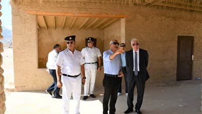محافظ جنوب سيناء يتفقد أعمال تطوير التجمع البدوي  منحر الناقة استعدادا لافتتاحه 