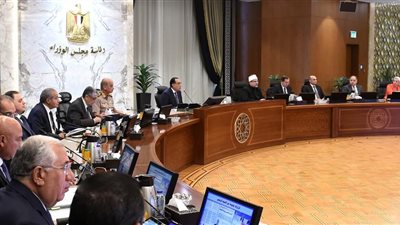 أكتوبر المقبل.. الحكومة توافق على إقرار زيادة علاوة غلاء المعيشة للموظفين 
