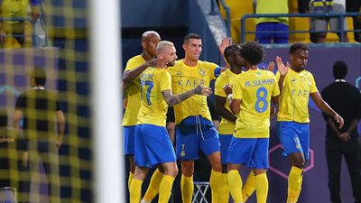 رونالدو يقود النصر للفوز على الأهلي برباعية في دوري روشن السعودي