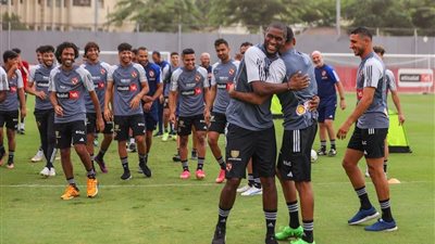 تعرف على لاعبي الأهلي الغائبين عن مباراة كأس السوبر الأفريقي