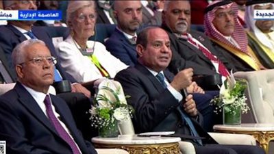 السيسي:«مصر أنفقت تريليونات الدولارات والجنيهات لبناء بنية أساسية متطورة» 