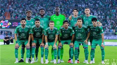 ثلاثي هجومي ناري في التشكيل الرسمي لفريق الأهلي أمام اتحاد جدة بالدوري السعودي 