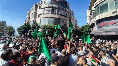 تضامنًا مع فلسطين.. حزب الله وإسرائيل يتبادلان إطلاق الصواريخ