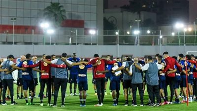 موعد عودة نيدفيد وصلاح محسن إلى تدريبات الأهلي الجماعية 