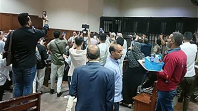 إعدام متهمين بقتل طبيب الساحل والسجن 15 عامًا للمحامية على صديقة المتهم الأول