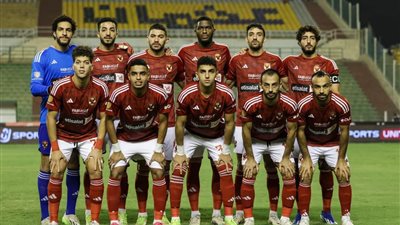 بيرسي تاو في الهجوم .. تشكيل الأهلي لمواجهة سيراميكا كليوباترا بـ دوري نايل