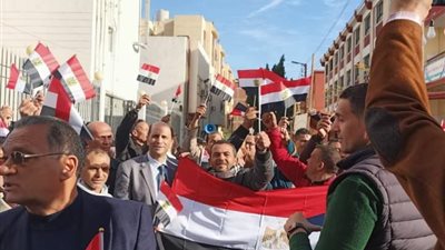 وسط إقبال كبير من المواطنين للإدلاء بأصواتهم ... انطلاق فعاليات اليوم الأول للانتخابات الرئاسية بمراكز ومدن المحافظة