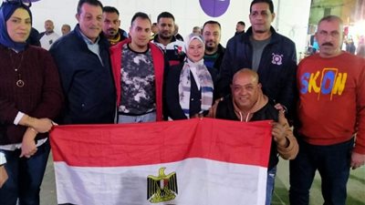 رئيس حي الجمرك بالإسكندرية تتفقد سير العملية الانتخابية لليوم الثاني (صور)