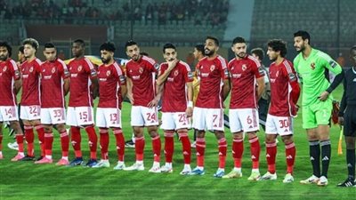 مفاجأة بوسط الملعب وثلاثي هجومي معتاد.. تشكيل الأهلي أمام اتحاد جدة بمونديال الأندية