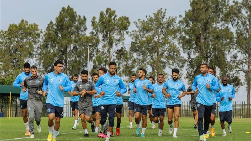 فريق نادي بيراميدز