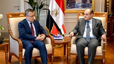 وزير التجارة والصناعة يبحث مع نائب السفير الصيني بالقاهرة ترتيبات إيفاد وفد الوزارة والغرف التجارية والصناعية للعاصمة بكين خلال الأسبوع المقبل
