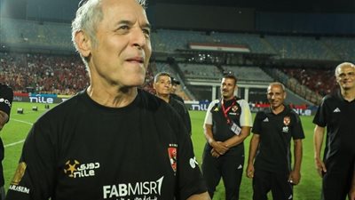 مفاجأة.. كولر في تشكيل الأهلي لمواجهة الزمالك بالسوبر الأفريقي