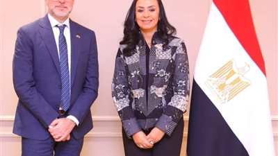 وزيرة التضامن الاجتماعي تستقبل سفير كندا بالقاهرة