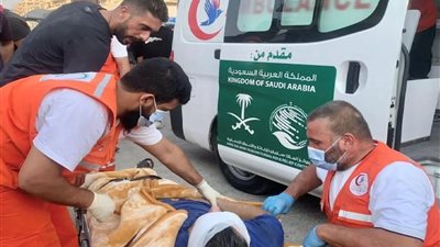 مركز الملك سلمان للإغاثة يقدم حزم من الإعانات الغذائية ويمول مهام إسعافية للاجئين في لبنان