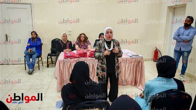 صور .. «محافظ القاهرة» يعلن تدشين مبادرة «طرق الأبواب» بحي الاسمرات 