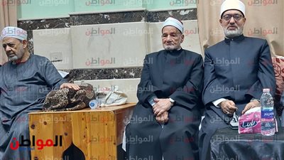 صور .. «الشافعي» و«عياد» يصلان الأقصر لتقديم واجب العزاء في وفاة شقيقة شيخ الأزهر