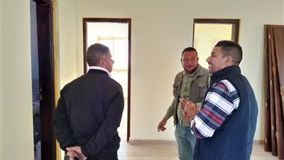 محافظ أسيوط يوجه بمتابعة مشروعات حياة كريمة ورئيس مركز ديروط يتفقد وحدة إسعاف قرية الحوطا الشرقية
