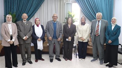 صور .. في أول انعقادٍ لها بـ«إعلام الأزهر بنات» .. «الترقيات» تمنح الدكتورة «شفق»و«هبة» درجة أستاذ مساعد بقسم الإذاعة والتليفزيون 