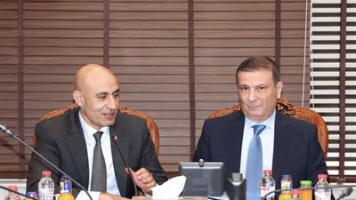 وزيرا الزراعة واستصلاح الأراضى والتربية والتعليم يبحثان سبل التعاون في مجال تطوير المدارس الفنية الزراعية بالتعاون مع القطاع الخاص 