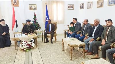وفد من شركة السويس لتصنيع البترول لتهنئة الإخوة الأقباط بكنائس السويس بعيد الميلاد المجيد