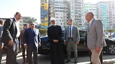 صور .. «مفتي الجمهورية ومحافظ الدقهلية» يشهدان تسليم الموقع الخاص بإنشاء فرع دار الإفتاء بالمنصورة